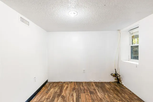 $119,900 | 602 Minnesota Avenue, Albert Lea, MN 56007