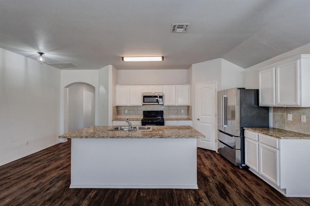 1814 Prairie View Drive Princeton, TX 75407 - Photo 6 of 15