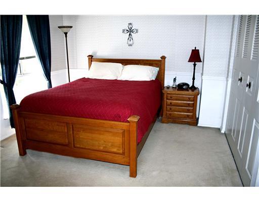 3170 Laurel Ridge Circle Bridgeville, PA 15017 - Photo 7 of 18 Master Bedroom.
