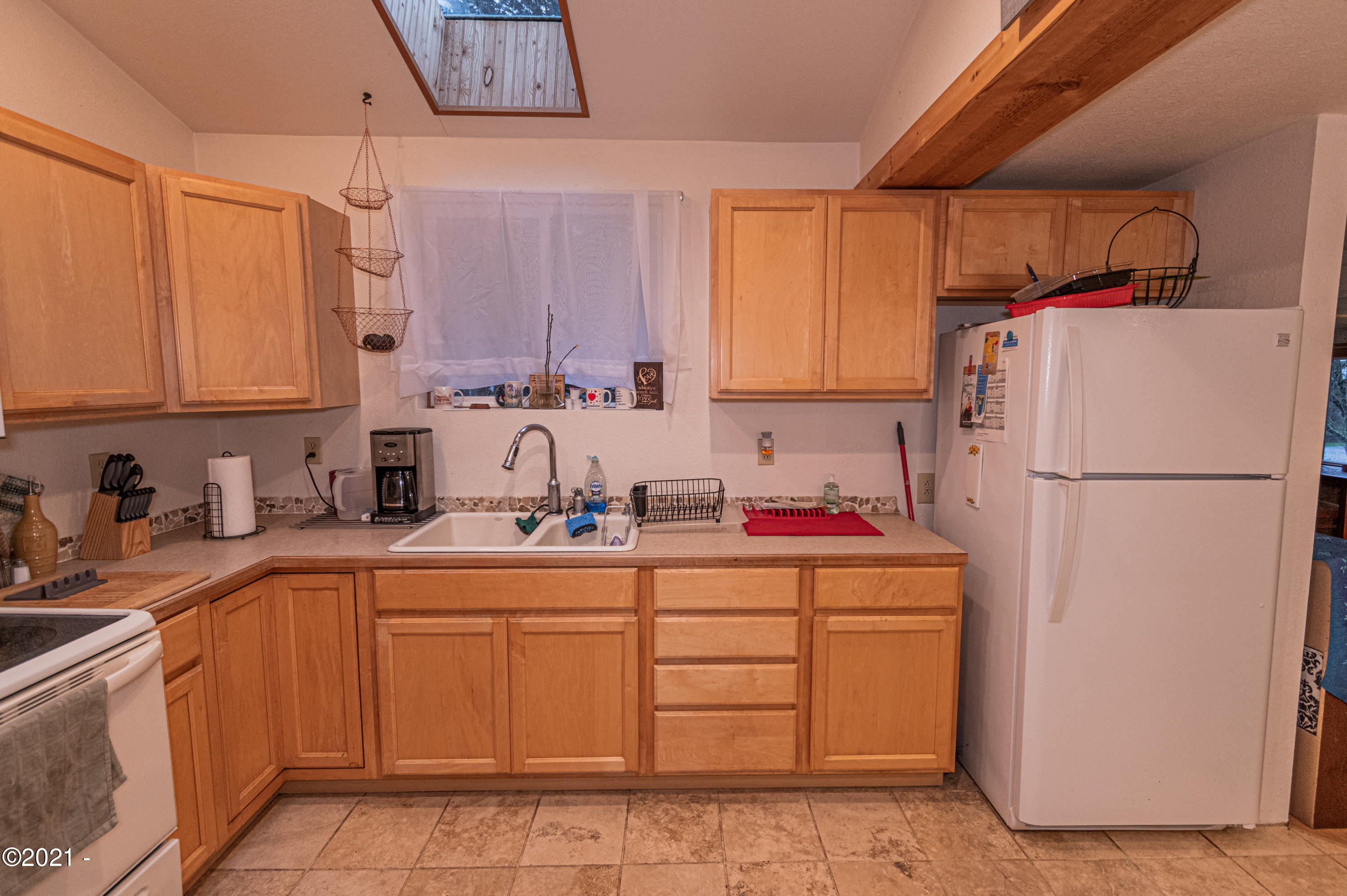 790 North River Bend Road Otis, OR 97368 - Photo 18 of 35 DSC_6413