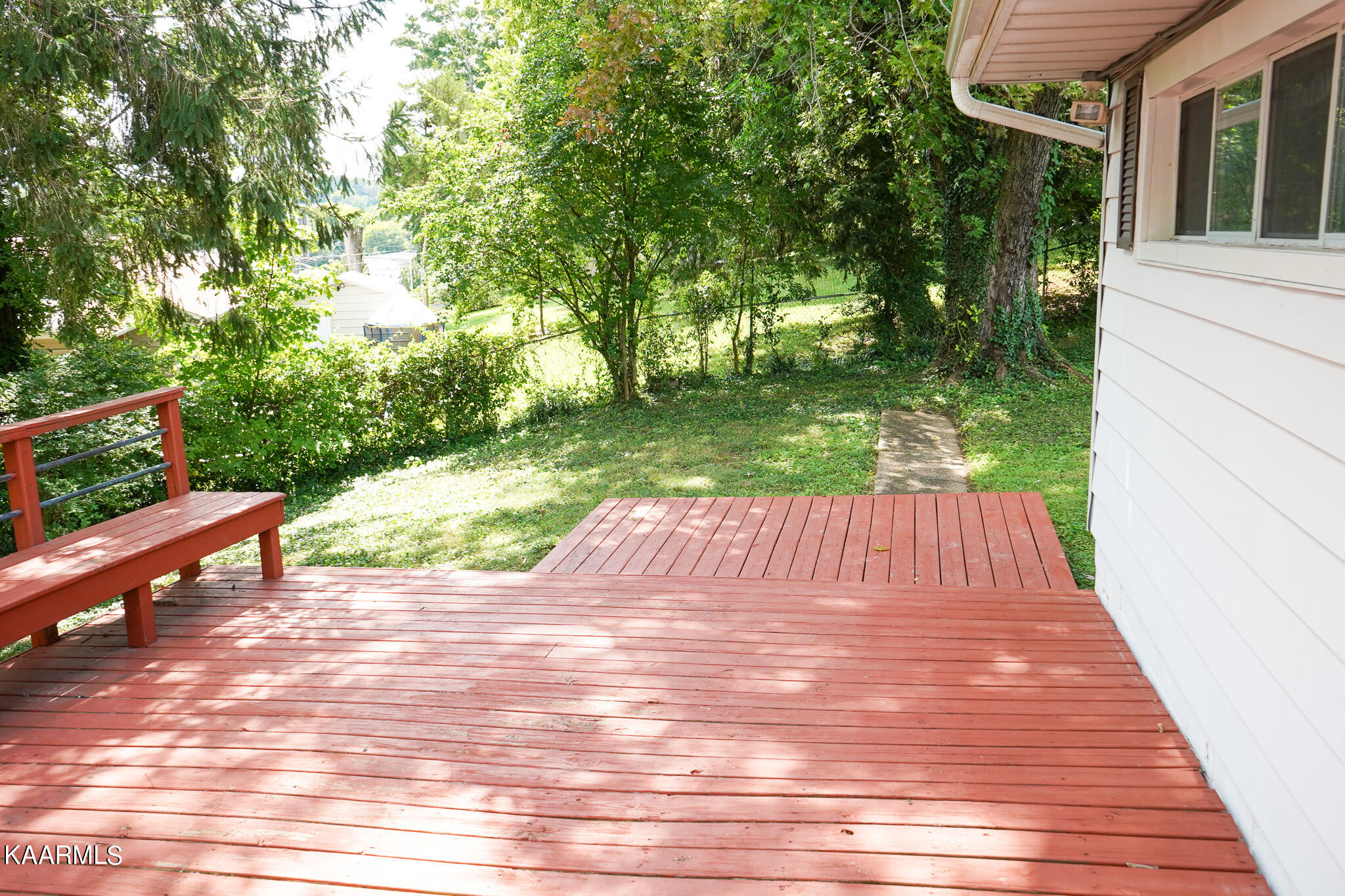 4401 Nicholas Road Northwest Knoxville, TN 37912 - Photo 14 of 16 Deck