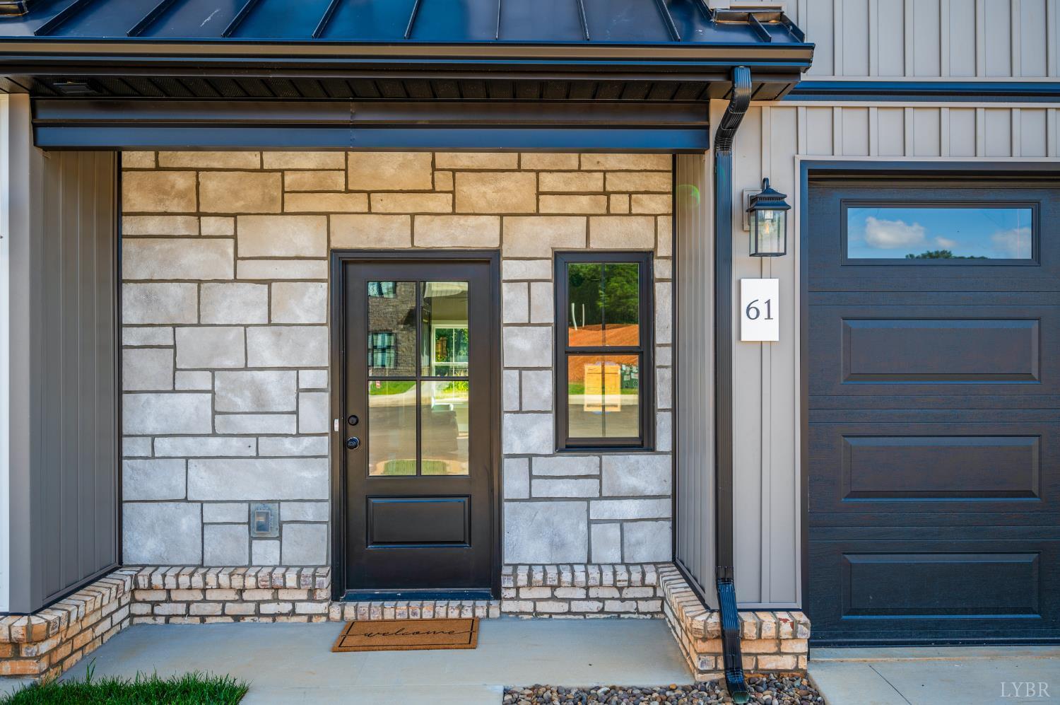 61 Luke Court Rustburg, VA 24588 - Photo 4 of 39