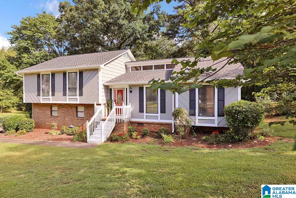 1456 Farmington Road Birmingham, AL 35235 - Photo 3 of 22