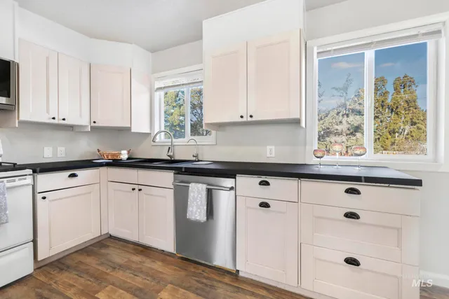 $385,000 | 799 Northview Drive, Twin Falls, ID 83301