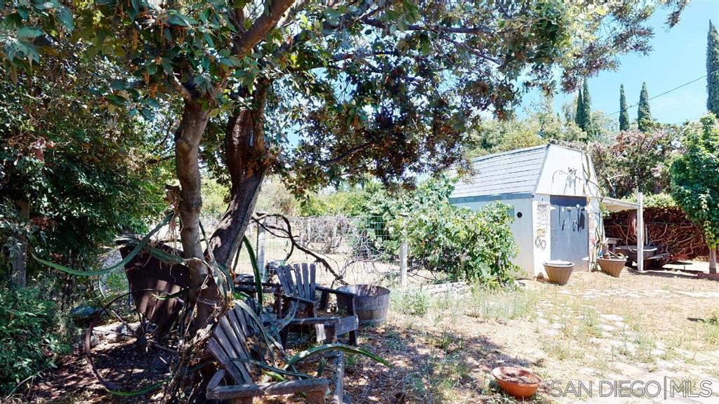 14382 Poway Road Poway, CA 92064 - Photo 2 of 22