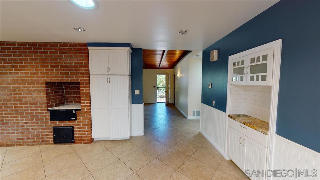 14382 Poway Road Poway, CA 92064 - Photo 13 of 22