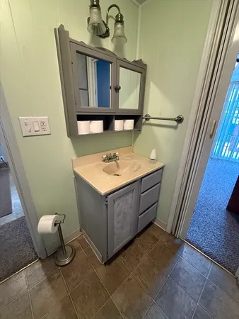 $149,900 | 4 Center Street, Brimfield, MA 01010