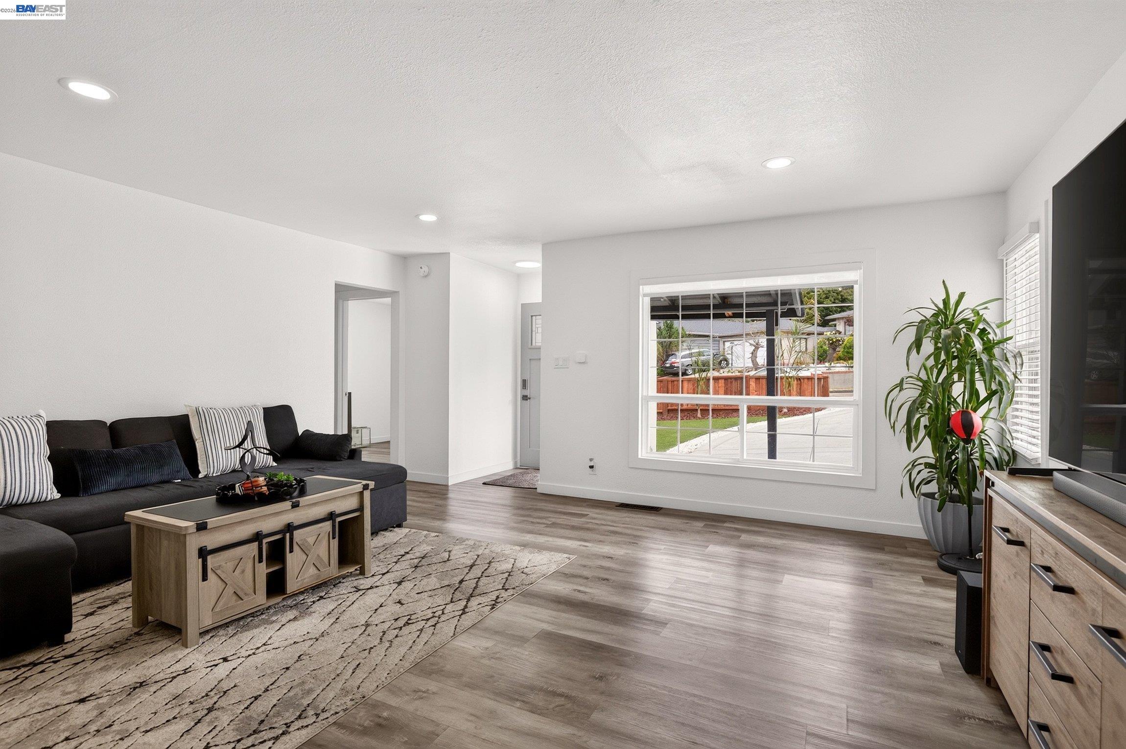 3447 Seven Hills Road Castro Valley, CA 94546 - Photo 6 of 31