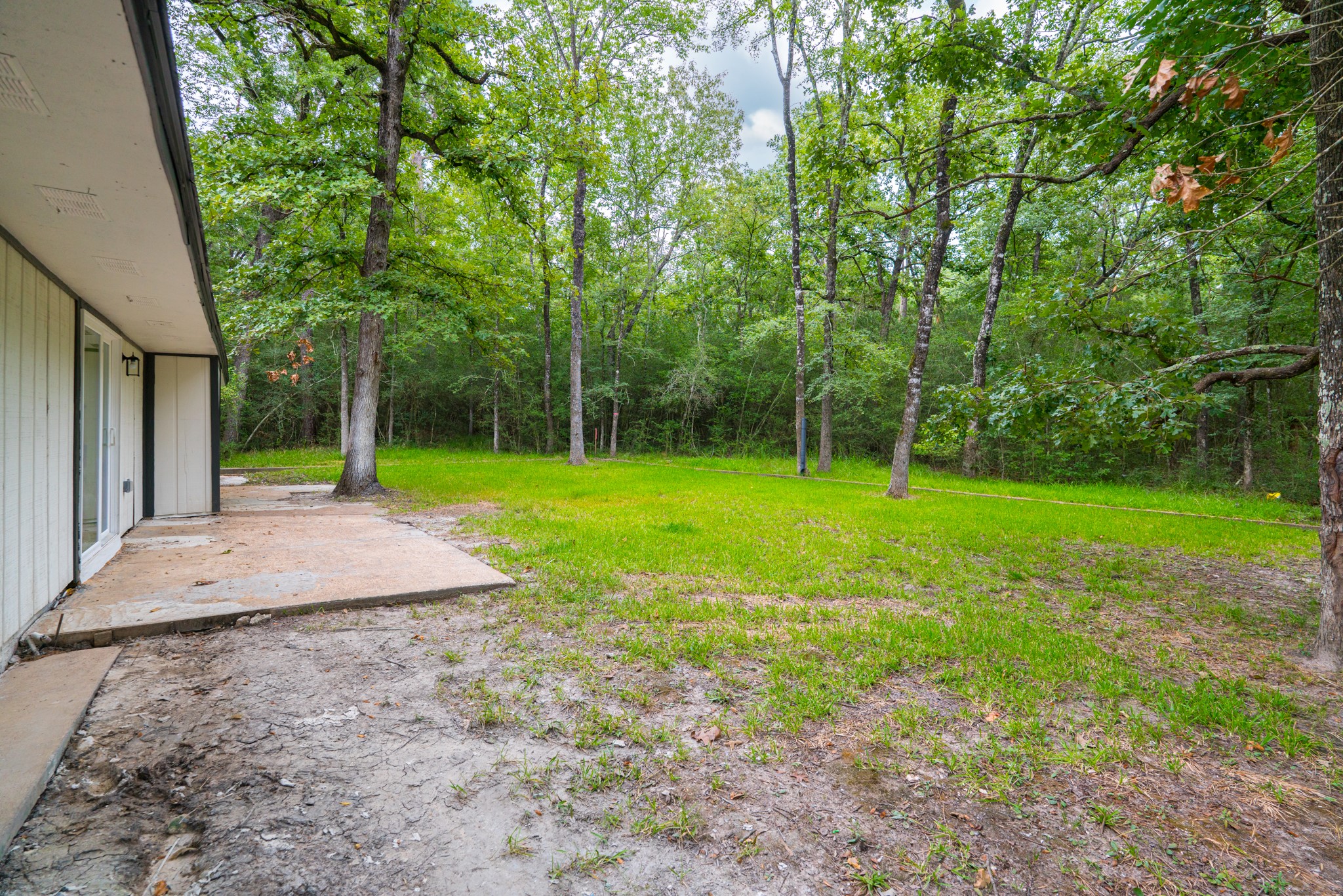 26701 Knottywood Oakhurst, TX 77359 - Photo 35 of 47 a view of a basketball court