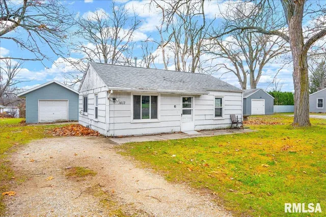 $55,000 | 1412 West Shenandoah Drive, Peoria, IL 61614