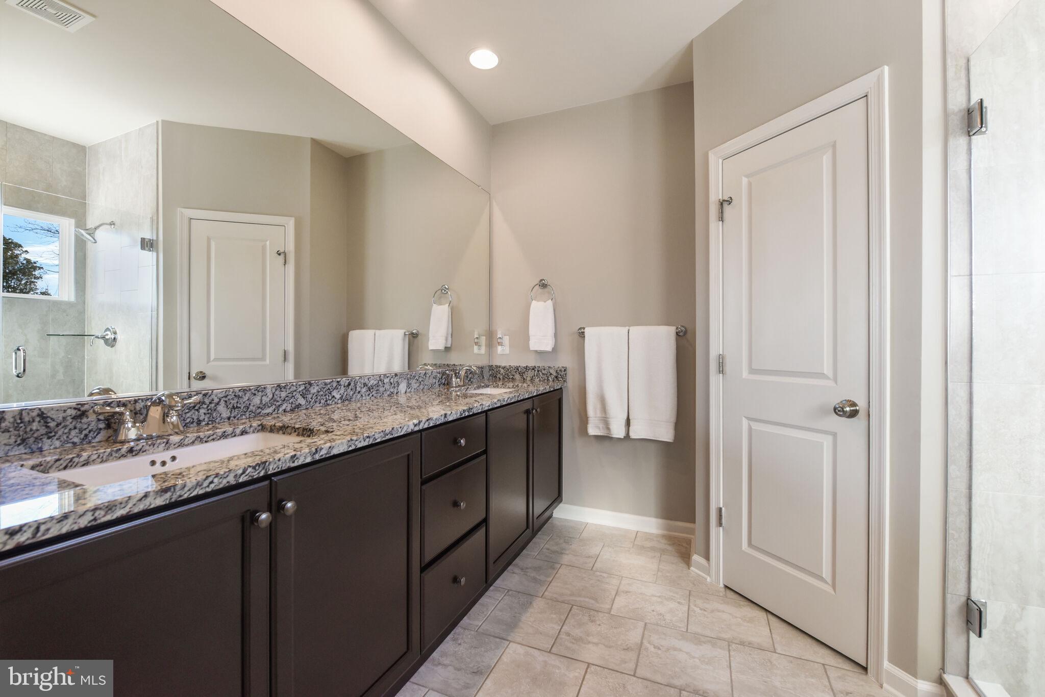 23667 Turtle Point Terrace Ashburn, VA 20148 - Photo 15 of 33 Gallery Image 15
