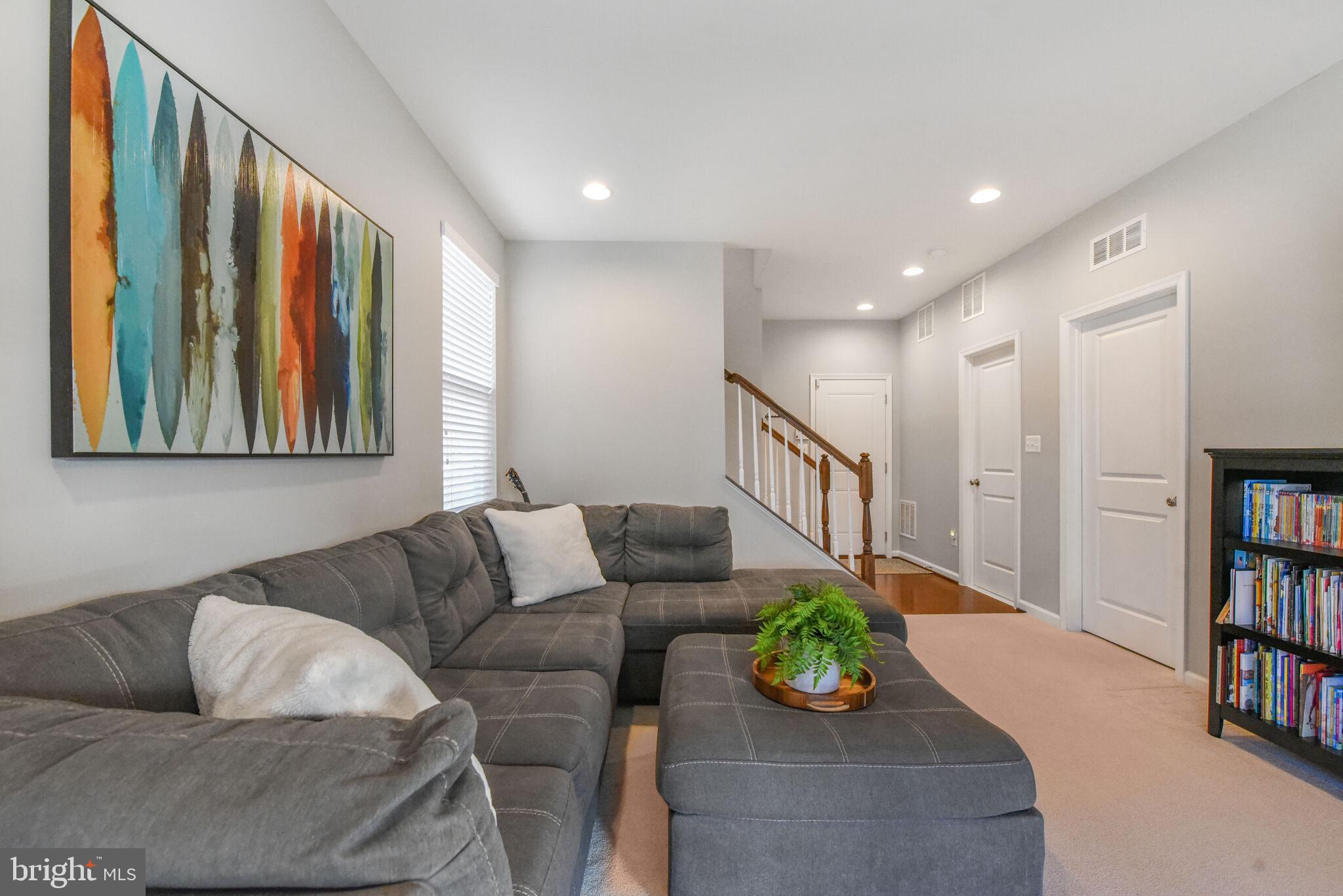 23667 Turtle Point Terrace Ashburn, VA 20148 - Photo 20 of 33 Gallery Image 20