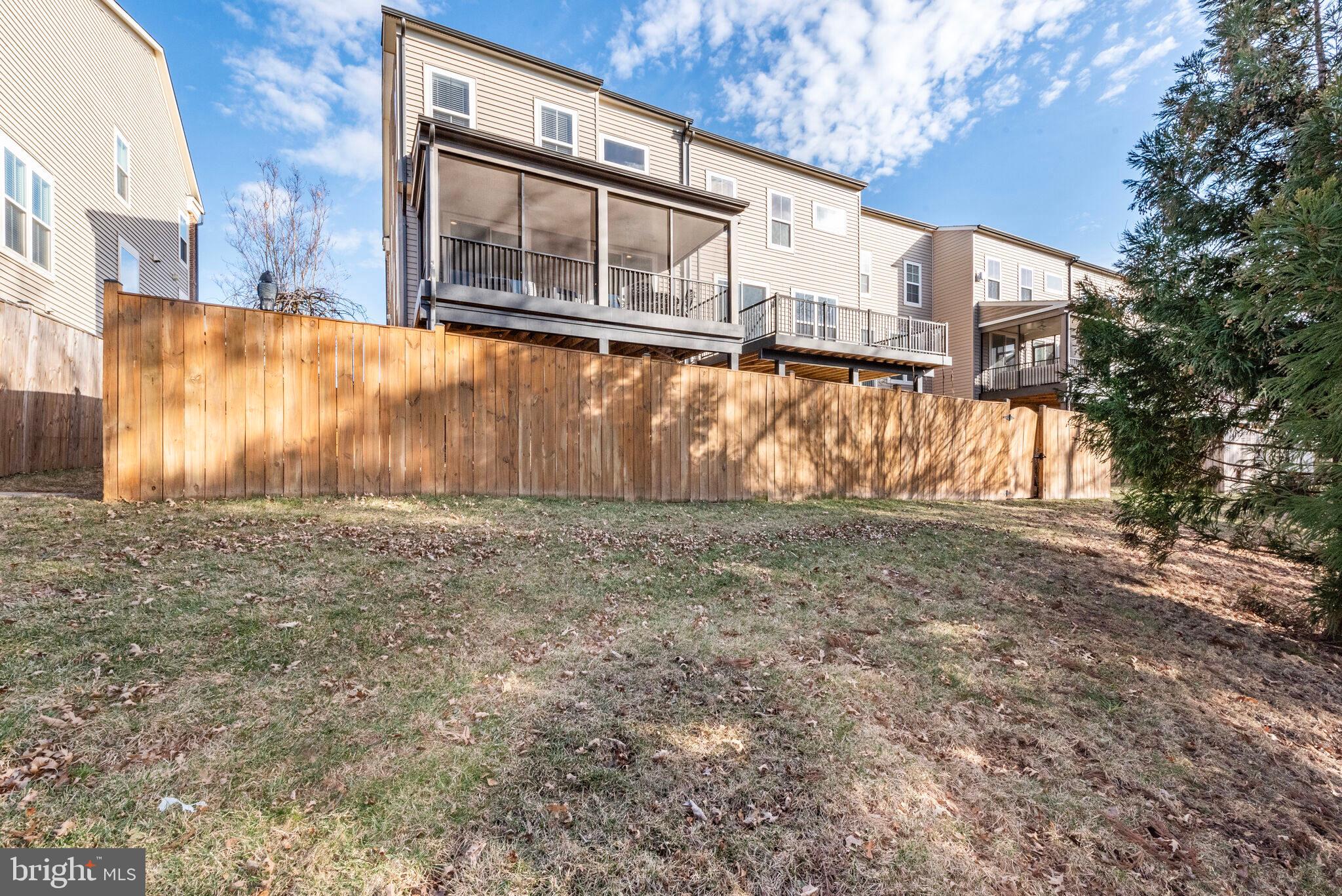 23667 Turtle Point Terrace Ashburn, VA 20148 - Photo 29 of 33 Gallery Image 29