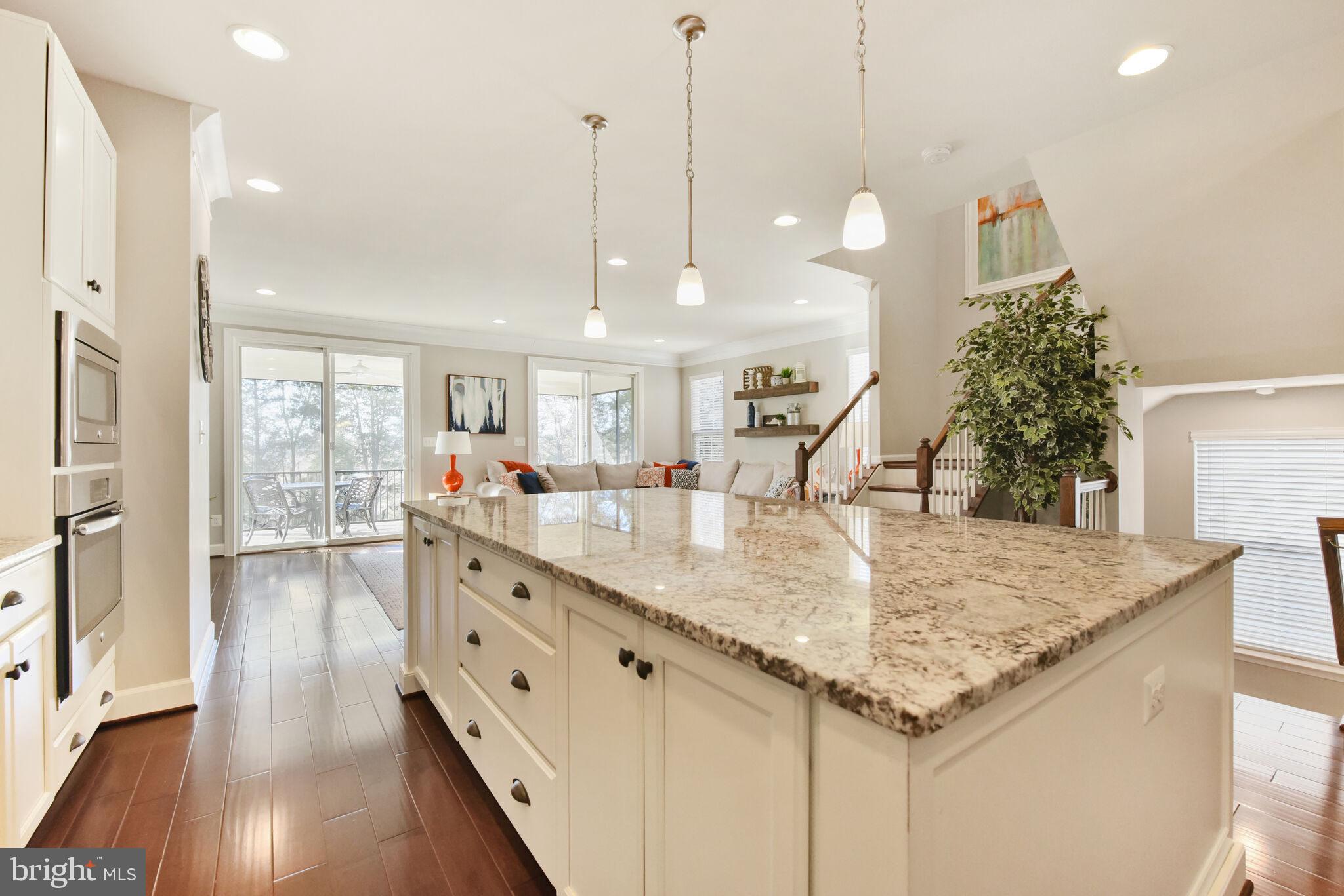 23667 Turtle Point Terrace Ashburn, VA 20148 - Photo 4 of 33 Gallery Image 4