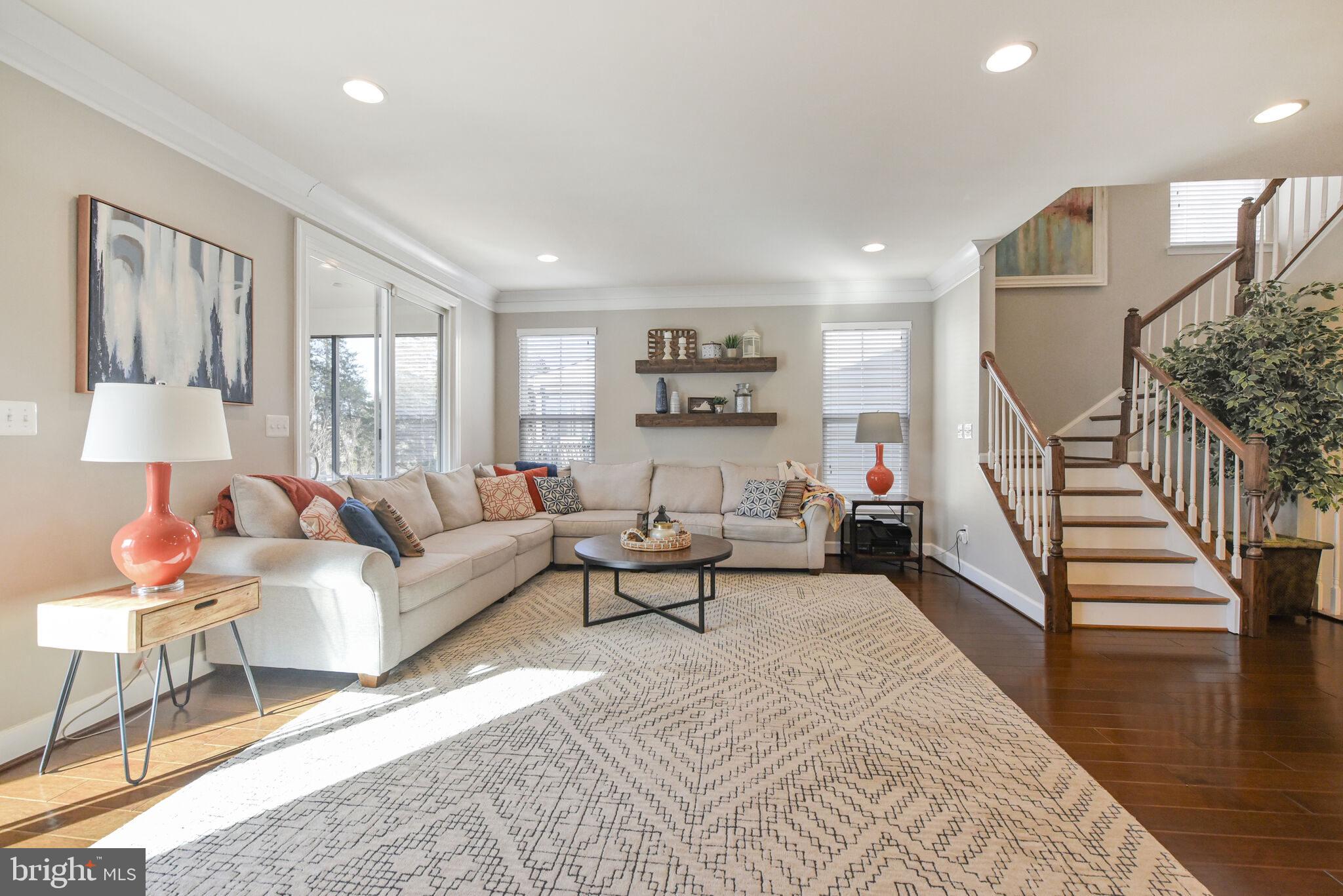 23667 Turtle Point Terrace Ashburn, VA 20148 - Photo 6 of 33 Gallery Image 6
