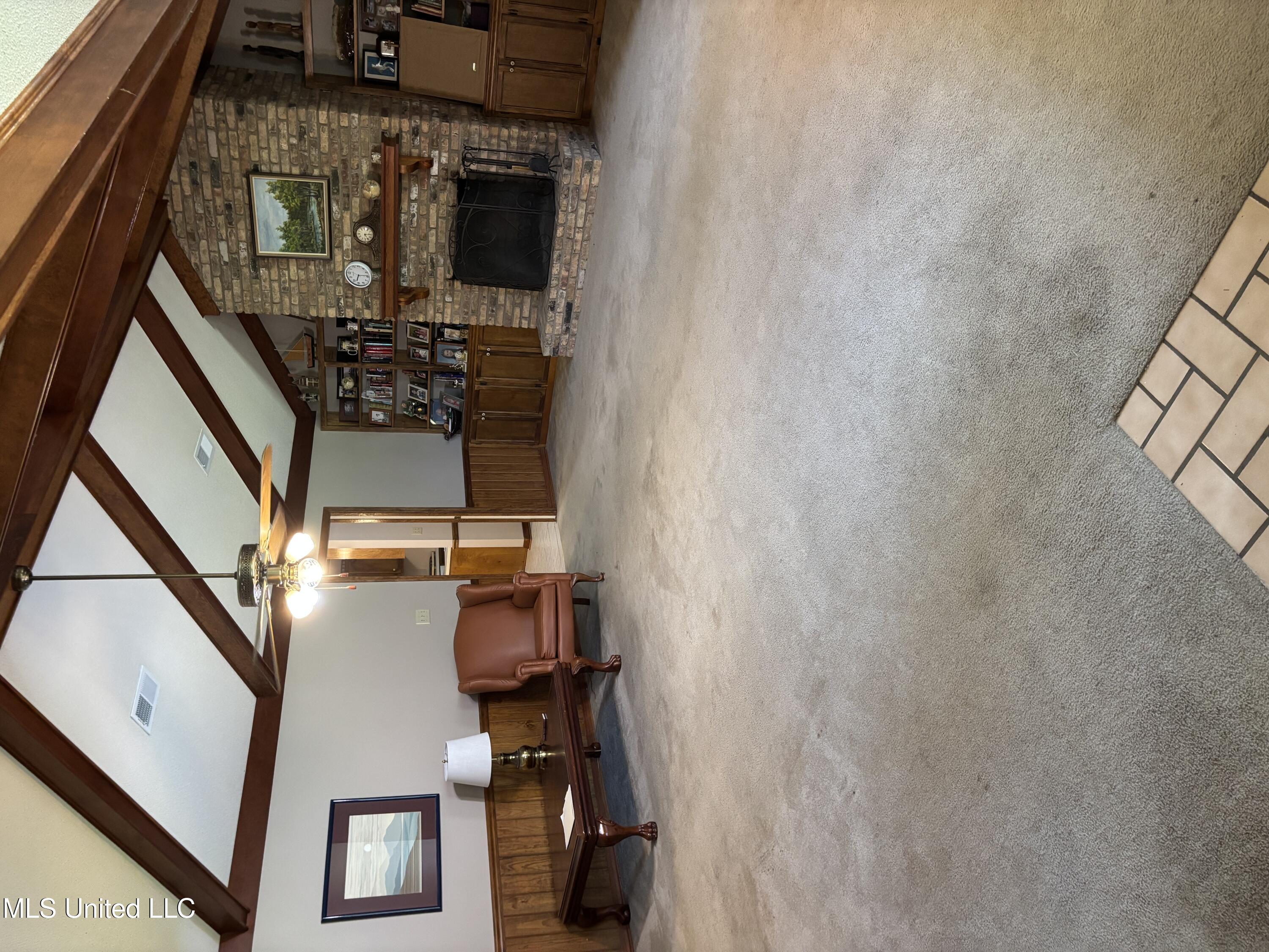 502 Urban Lane Brookhaven, MS 39601 - Photo 6 of 15 IMG_5685