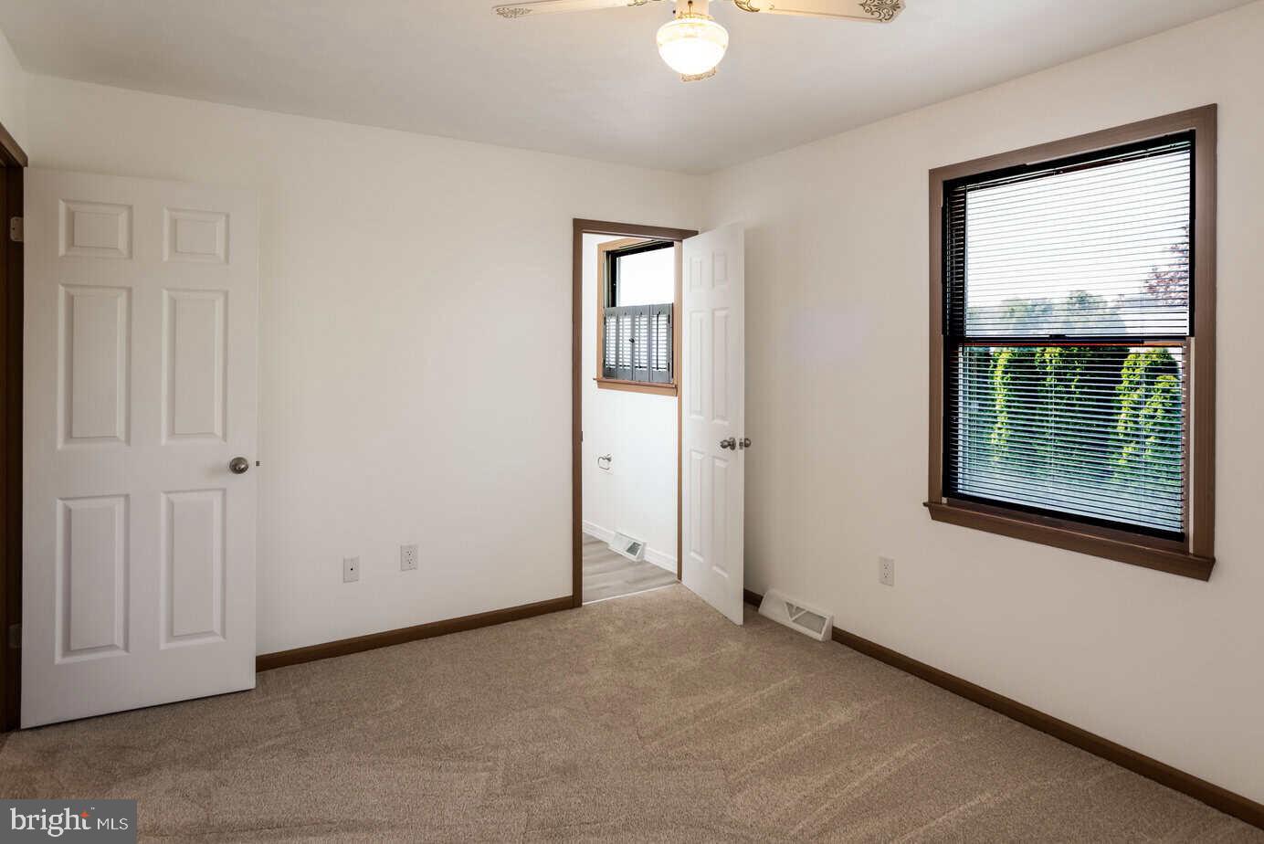 908 Horizon Road Mount Airy, MD 21771 - Photo 8 of 20 Primary Bedroom