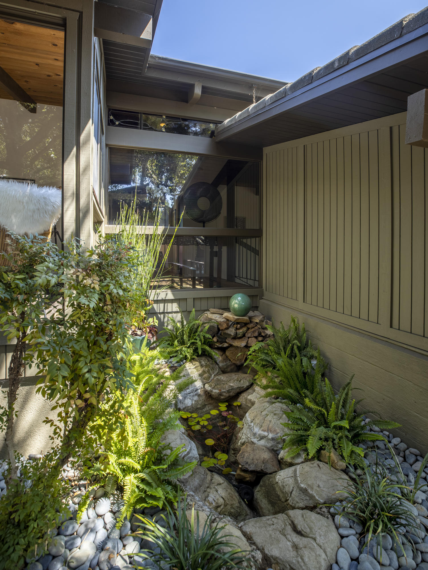 951 Jimeno Road Santa Barbara, CA 93103 - Photo 3 of 25 951Jimeno_20