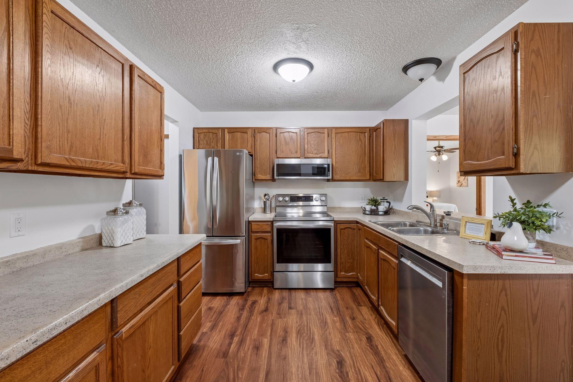 5524 West 137th Street Savage, MN 55378 - Photo 6 of 32