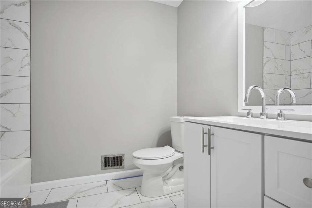 892 North Superior Avenue Decatur, GA 30033 - Photo 12 of 27