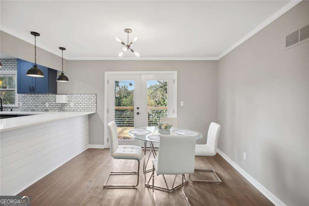 892 North Superior Avenue Decatur, GA 30033 - Photo 8 of 27