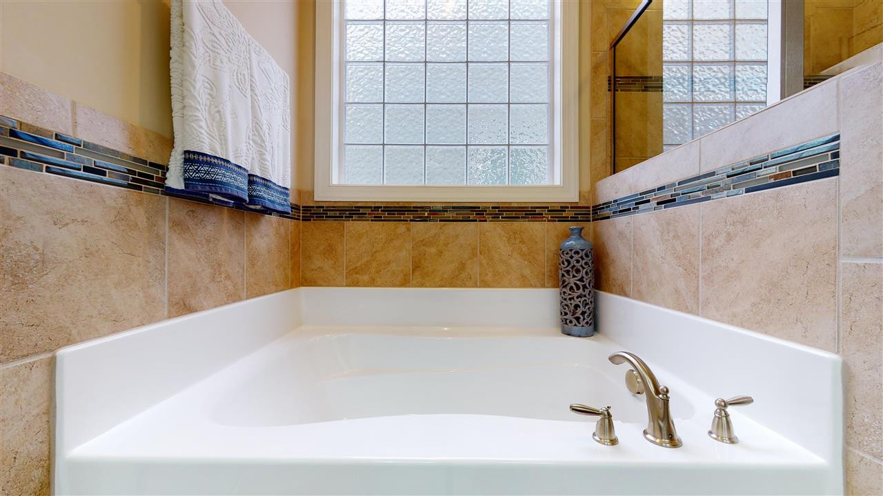 1149 Chapanoke Road Raleigh, NC 27603 - Photo 16 of 27 Master Bath/Spa