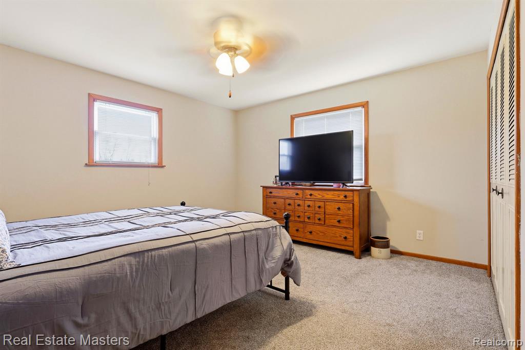 8187 Elms Road Flushing, MI 48433 - Photo 23 of 34