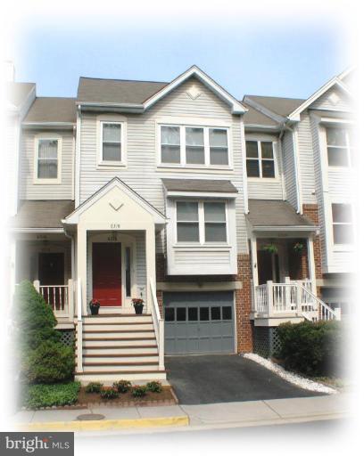 6318 Over See Court Springfield, VA 22152 - Photo 1 of 14 Exterior (Main)