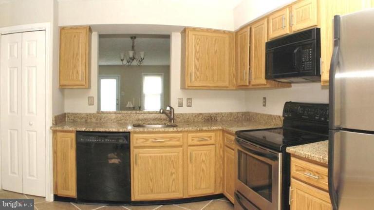 6318 Over See Court Springfield, VA 22152 - Photo 5 of 14 Kitchen