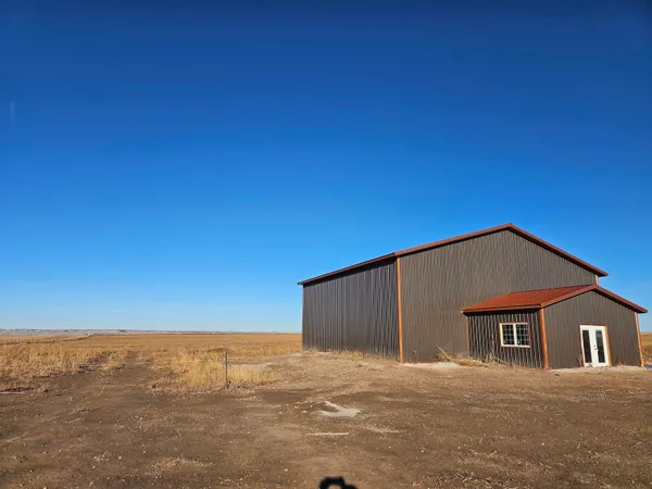 $300,000 | 2550 Road 68, Lingle, WY 82223