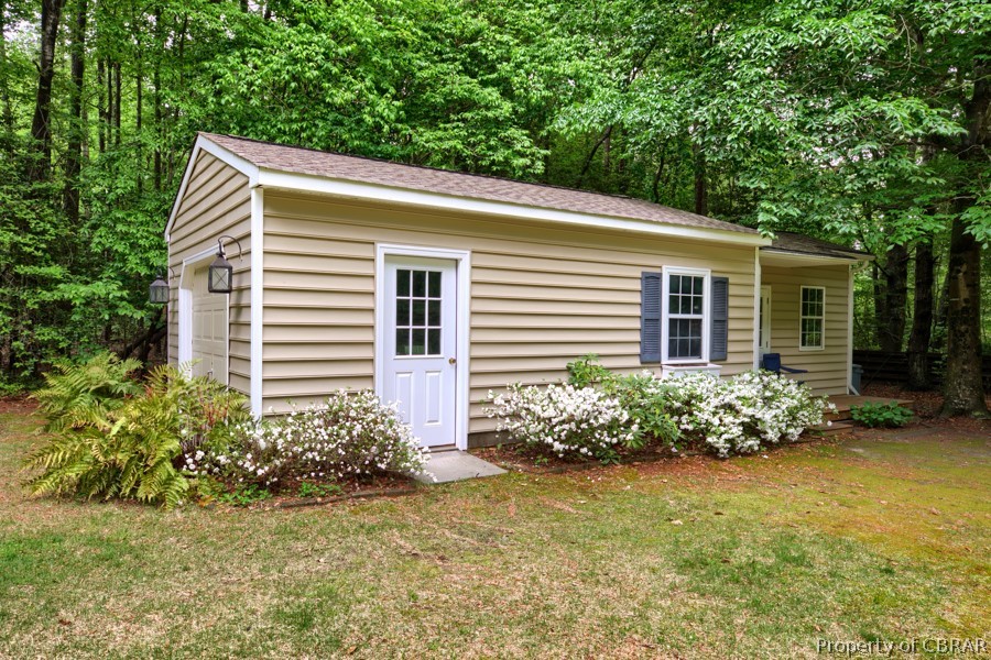 11021 Harcum Road Gloucester, VA 23061 - Photo 42 of 47 Detached 1 car oversized Garage