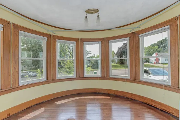 $155,000 | 902 White Street, Jackson, MN 56143