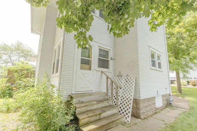 $155,000 | 902 White Street, Jackson, MN 56143