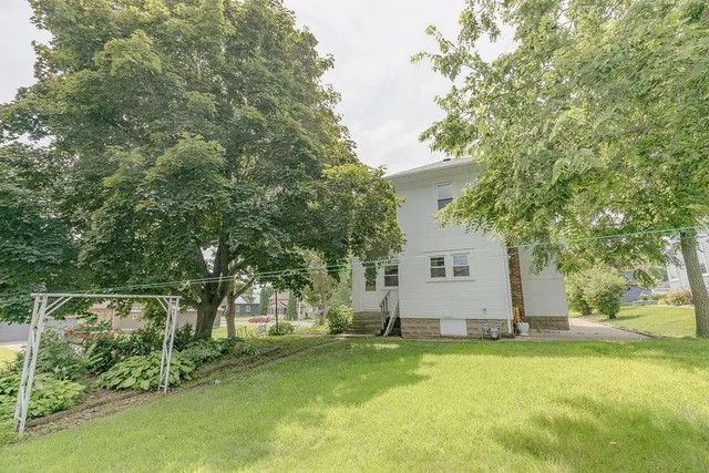 $155,000 | 902 White Street, Jackson, MN 56143