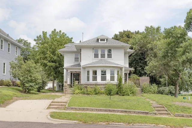 $155,000 | 902 White Street, Jackson, MN 56143