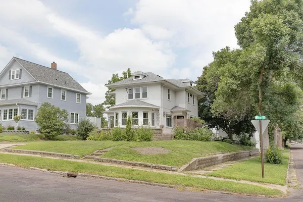 $155,000 | 902 White Street, Jackson, MN 56143