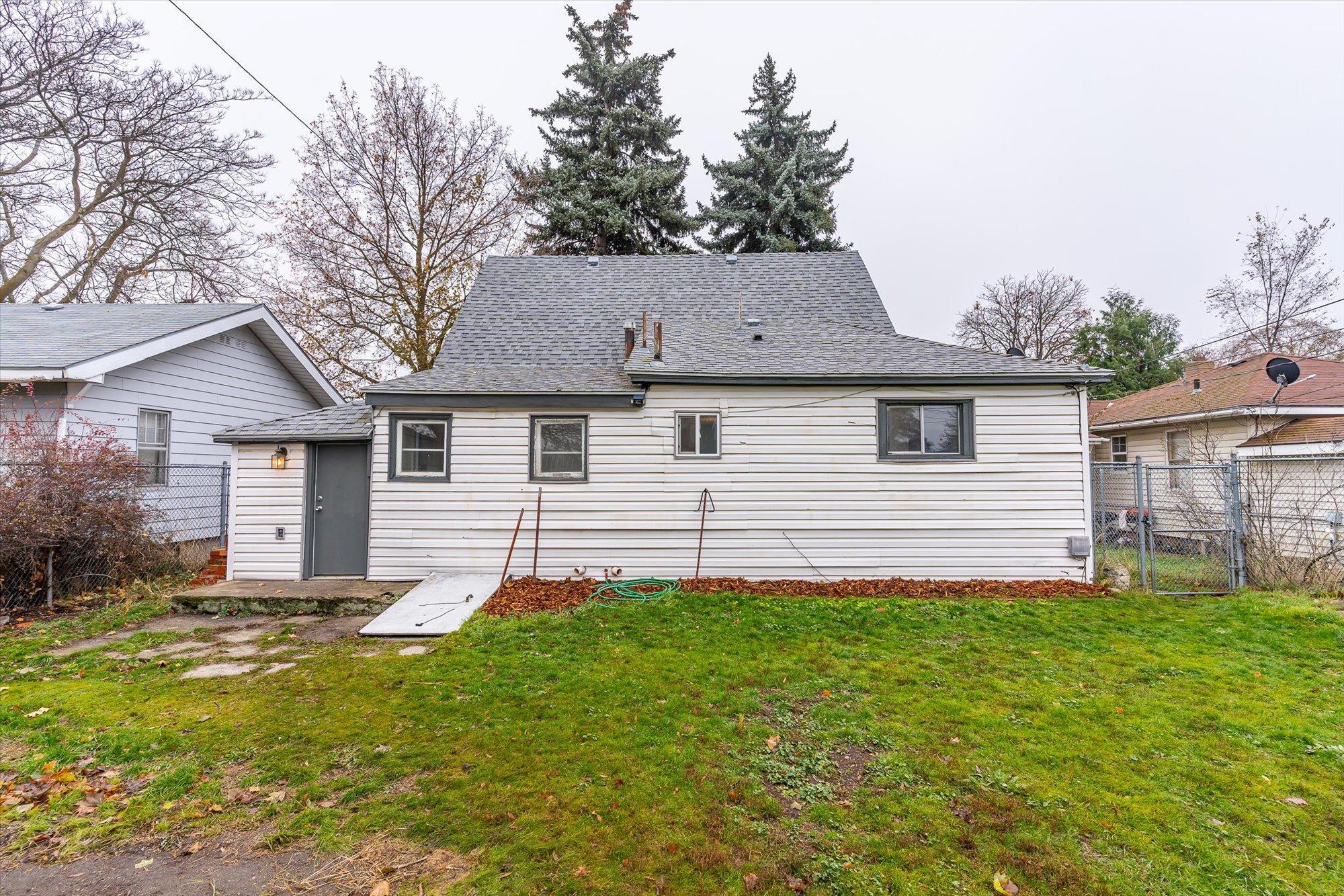 2617 North Pittsburg Street Spokane, WA 99207 - Photo 17 of 18