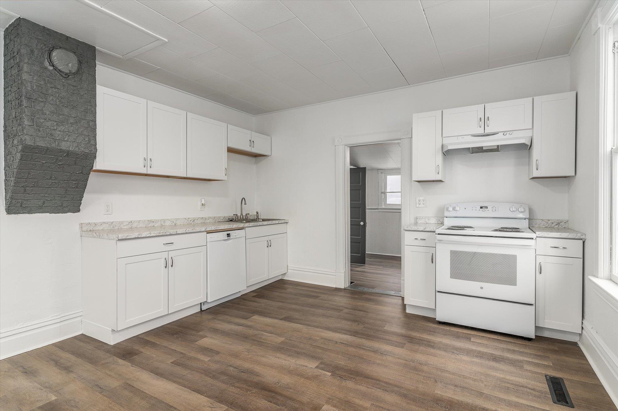 2617 North Pittsburg Street Spokane, WA 99207 - Photo 6 of 18