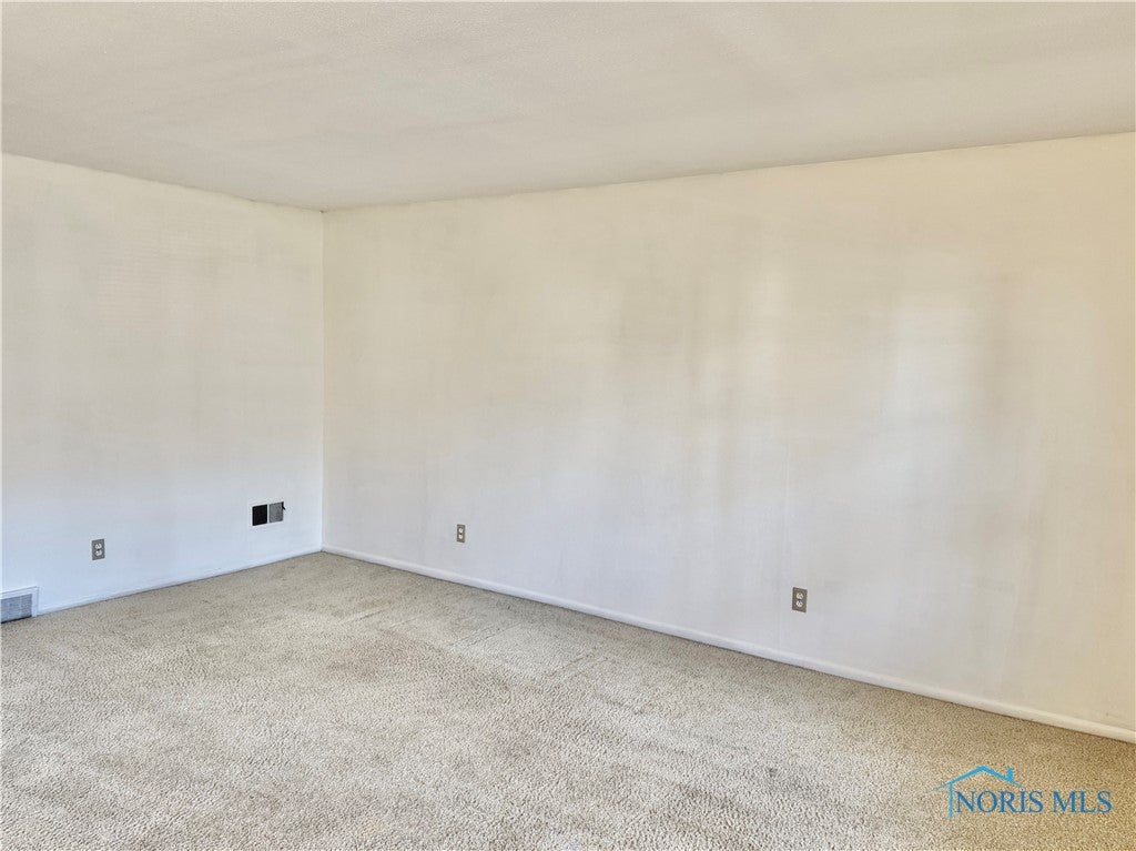3217 Glanzman Road, Unit 56X Toledo, OH 43614 - Photo 11 of 33 Gallery Image 11