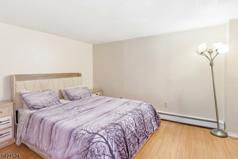 375 Westervelt Place Lodi, NJ 07644 - Photo 13 of 22