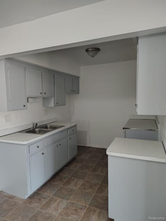 10101 Cadieux Road Detroit, MI 48224 - Photo 6 of 16