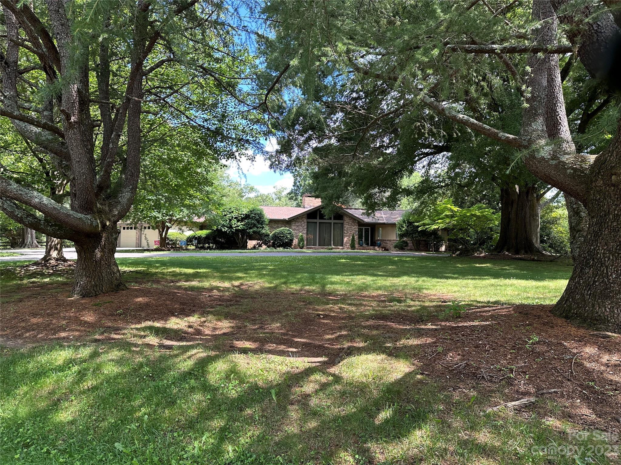 301 North Roxford Road Kings Mountain, NC 28086 - Photo 1 of 5 Gallery Image 1