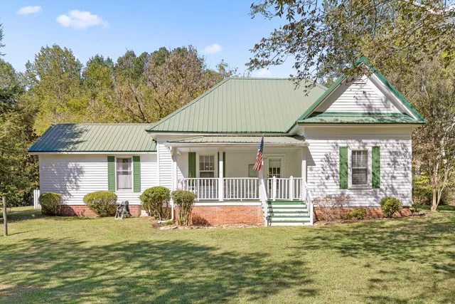 $340,000 | 10527 East Brainerd Road, Apison, TN 37302
