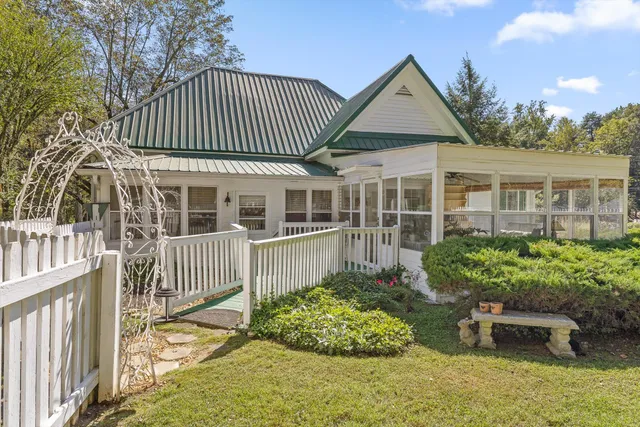 $340,000 | 10527 East Brainerd Road, Apison, TN 37302