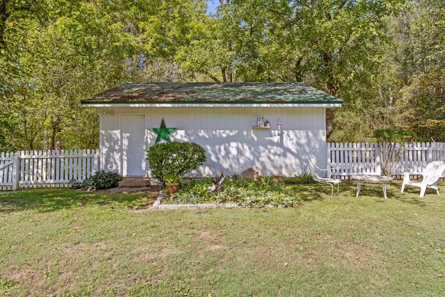 $340,000 | 10527 East Brainerd Road, Apison, TN 37302