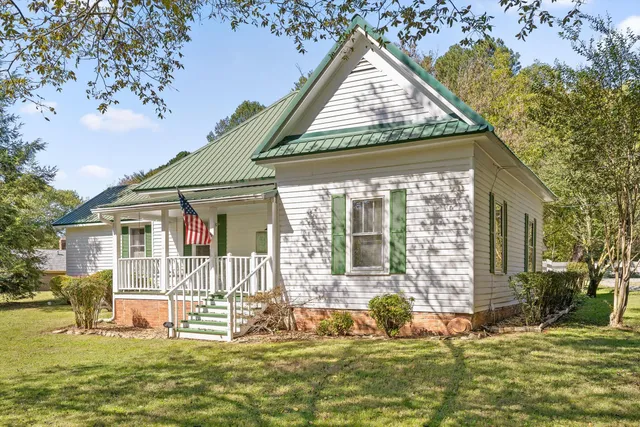 $340,000 | 10527 East Brainerd Road, Apison, TN 37302