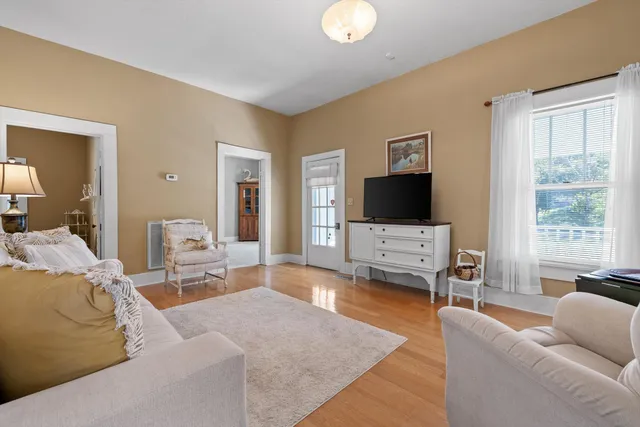 $340,000 | 10527 East Brainerd Road, Apison, TN 37302