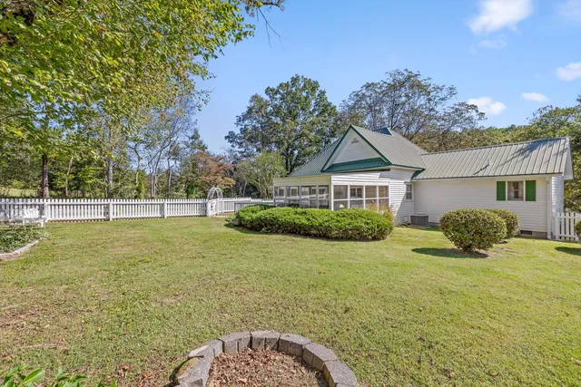 $340,000 | 10527 East Brainerd Road, Apison, TN 37302