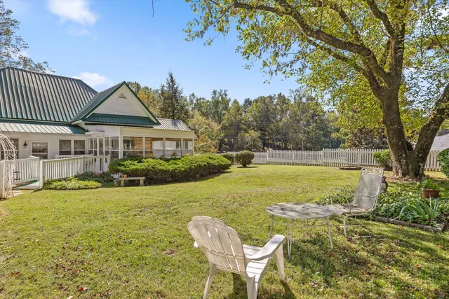 $340,000 | 10527 East Brainerd Road, Apison, TN 37302