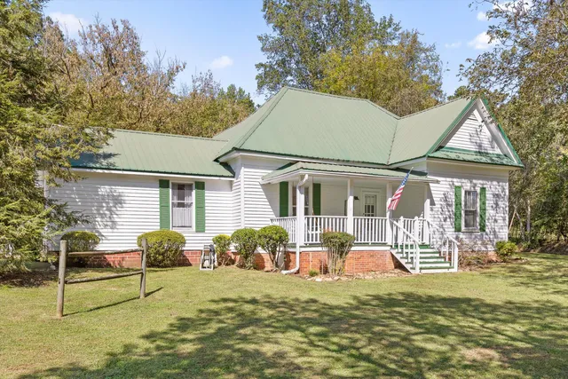 $340,000 | 10527 East Brainerd Road, Apison, TN 37302